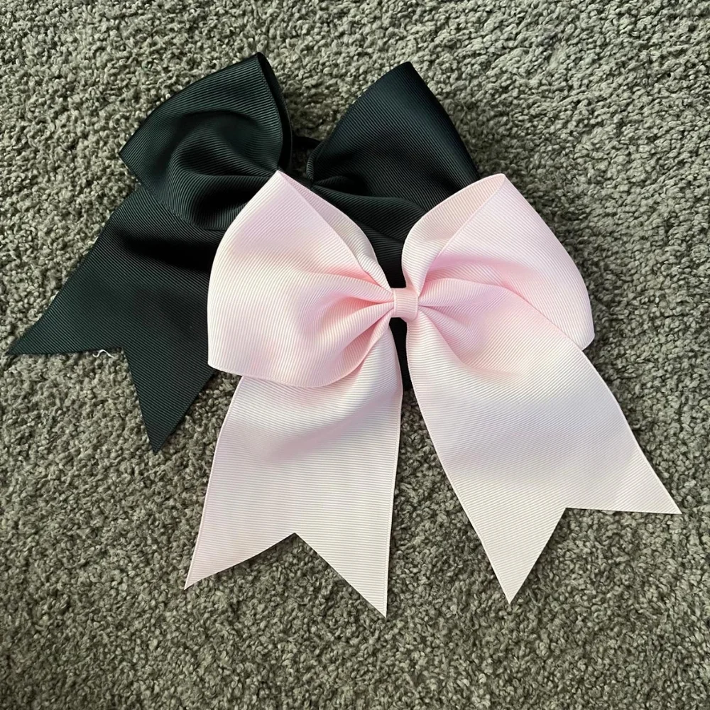 Pink and black bows